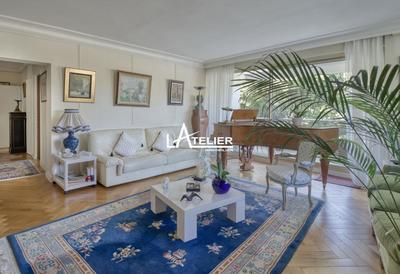 Appartement - 135 m² - 6 pièces