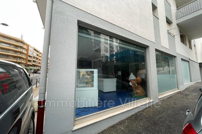Local commercial - 67 m²