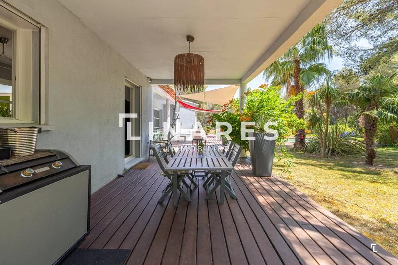 Villa - 180 m² - 5 pièces