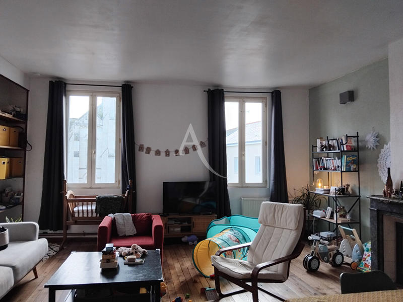 Appartement - 122 m² - 4 pièces