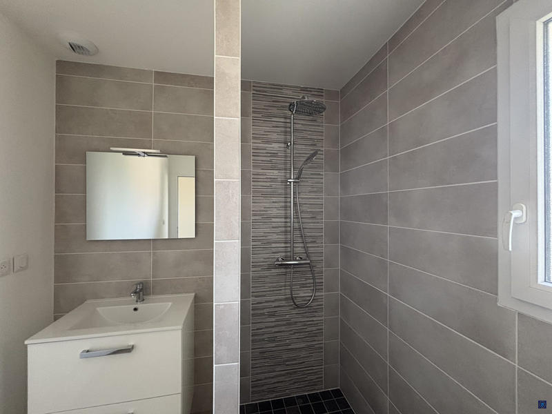 Maison contemporaine - 125 m² - 6 pièces