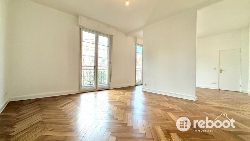 Appartement - 94 m² - 5 pièces