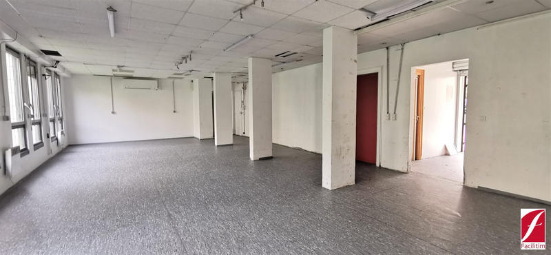 Bureau - 450 m²