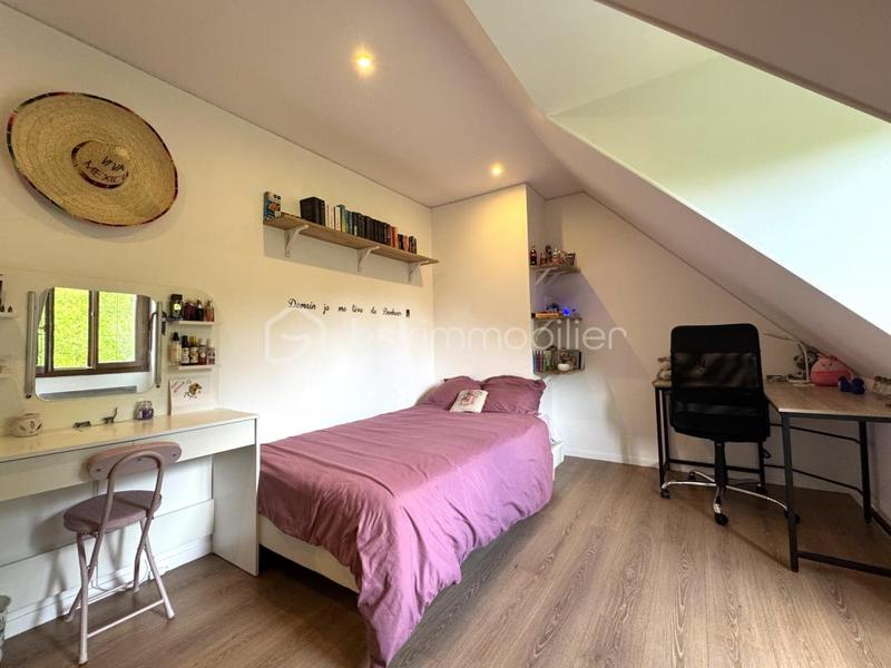 Maison - 177 m² - 6 pièces