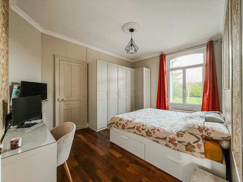 Maison - 140 m² - 6 pièces