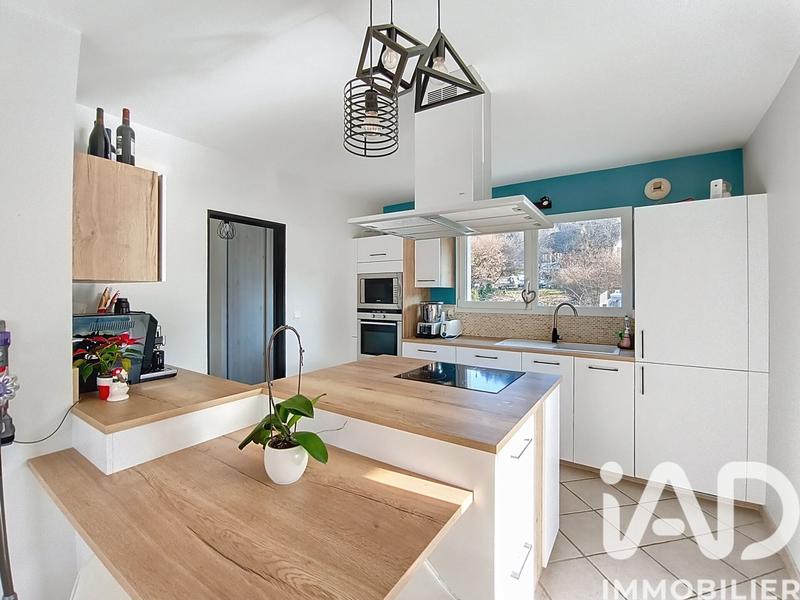 Maison - 124 m² - 5 pièces