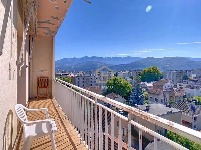 Appartement - 77 m² - 3 pièces