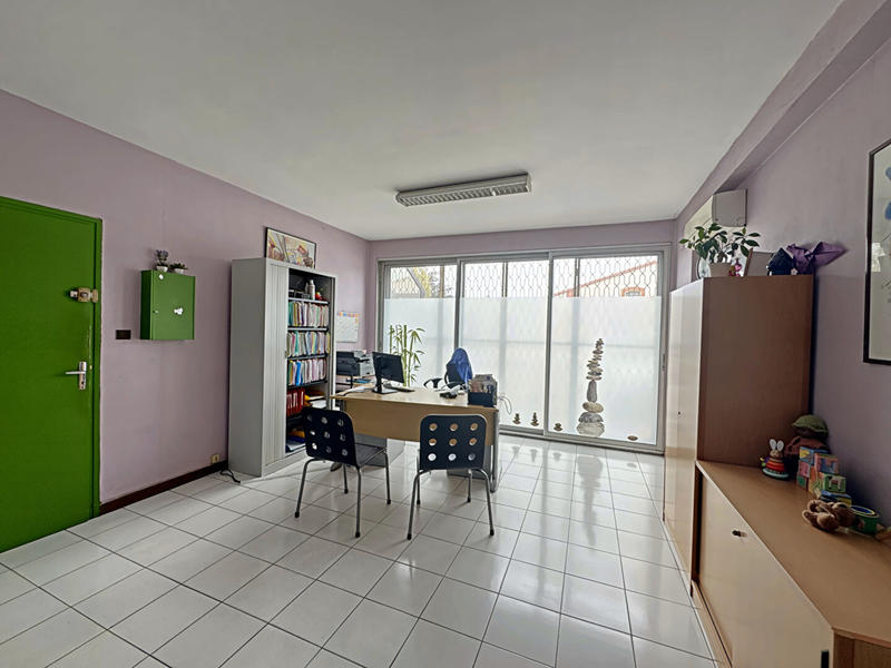 Local commercial - 66 m² - 3 pièces