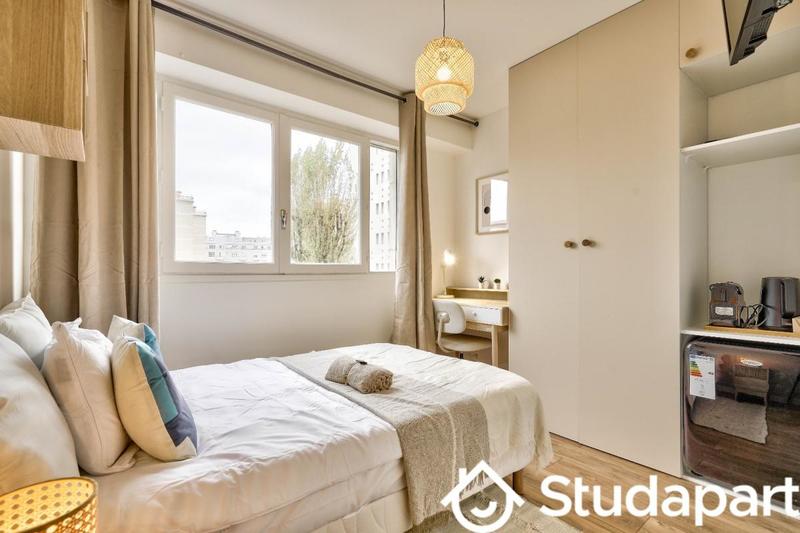 Chambre - 13 m² - 1 pièce