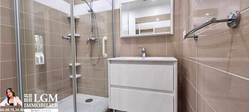 Appartement - 125 m² - 5 pièces