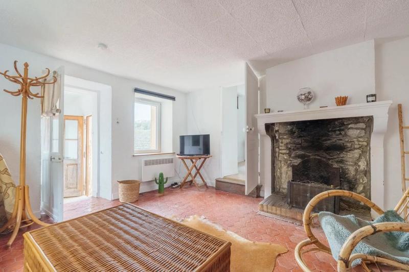 Maison - 350 m² - 6 pièces