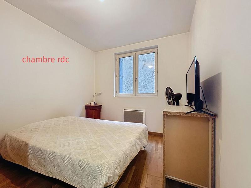 Immeuble - 250 m² - 7 pièces