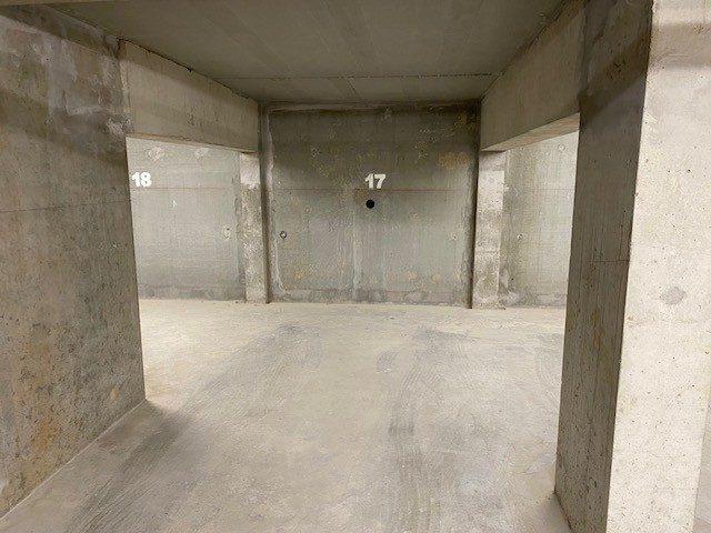 Parking / Garage - 10 m²