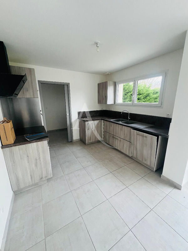 Maison - 102 m² - 5 pièces