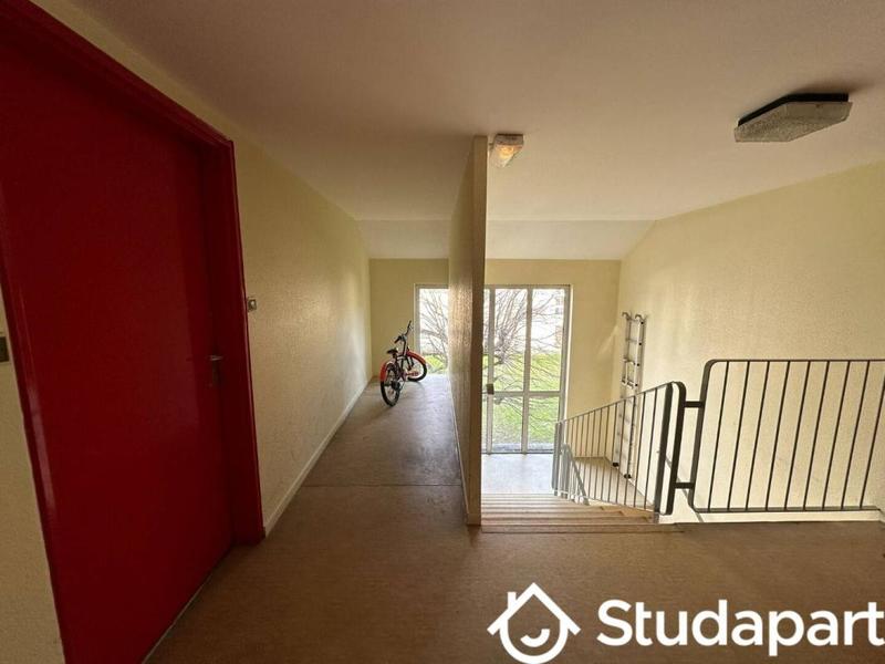 Chambre - 15 m² - 1 pièce