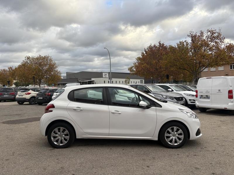 Peugeot 208 affaire Bluehdi 102cv Bvm5 Societe 2 Places 45000km