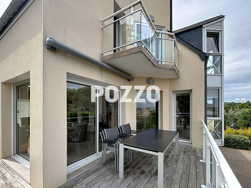 Maison - 192 m² - 8 pièces