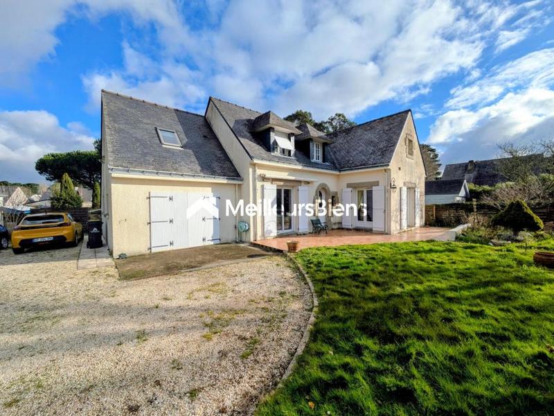 Maison - 140 m² - 6 pièces