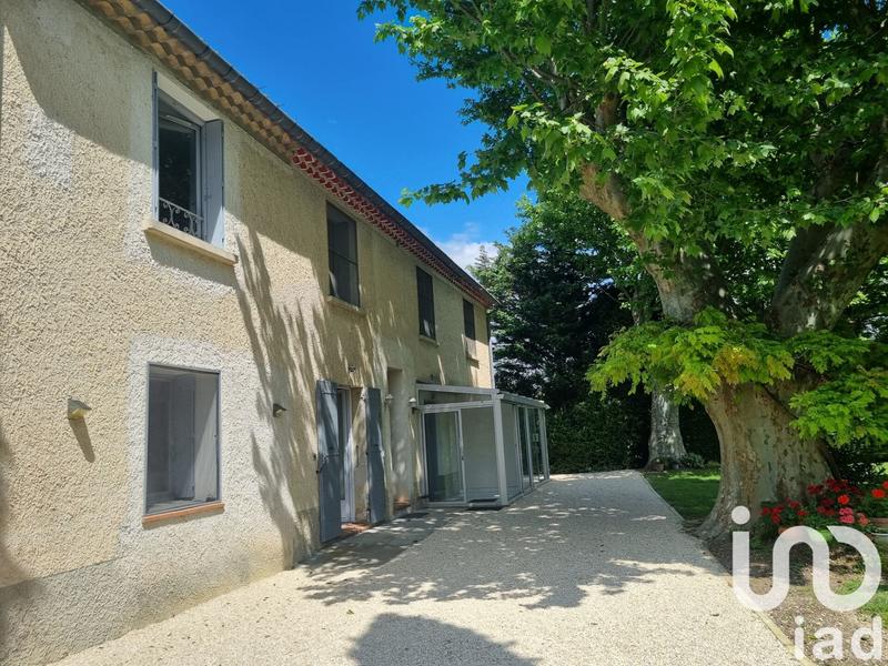 Maison - 223 m² - 12 pièces