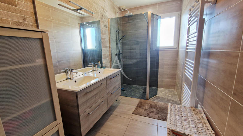 Maison - 108 m² - 6 pièces