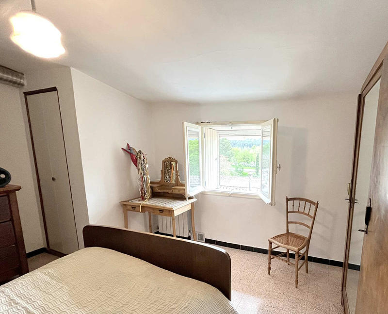 Maison - 141 m² - 6 pièces