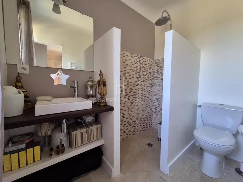 Maison - 195 m² - 6 pièces