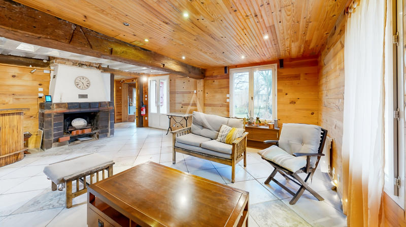 Maison - 139 m² - 6 pièces