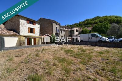 Maison - 88 m² - 5 pièces