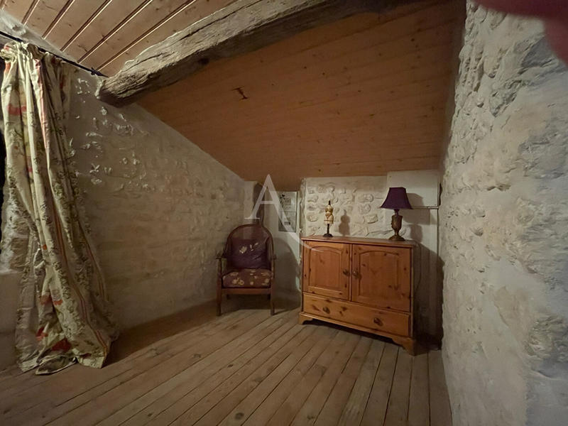 Maison - 143 m² - 4 pièces