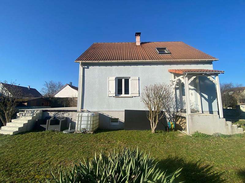 Maison - 93 m² - 4 pièces