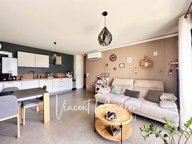 Appartement - 60 m² - 3 pièces