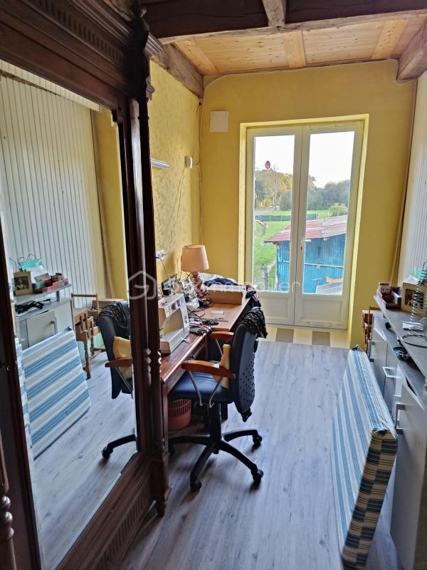 Maison - 270 m² - 8 pièces