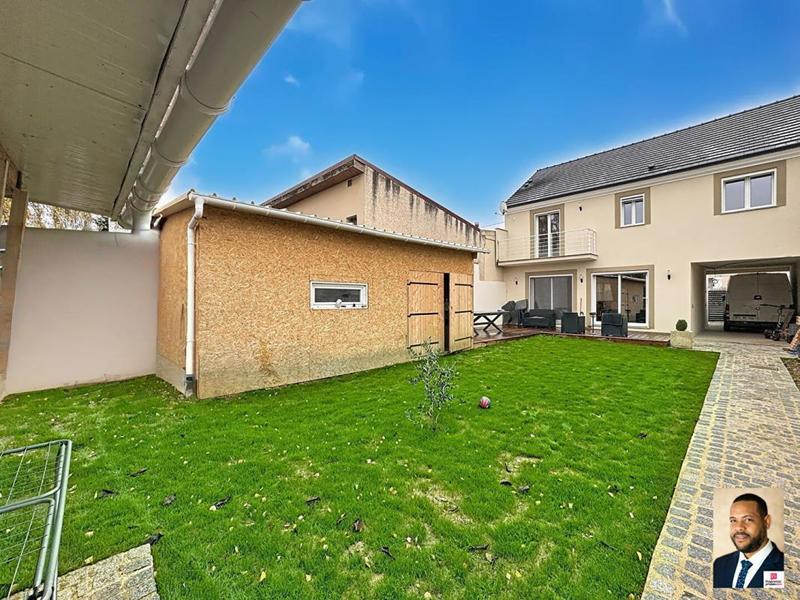 Maison - 160 m² - 7 pièces