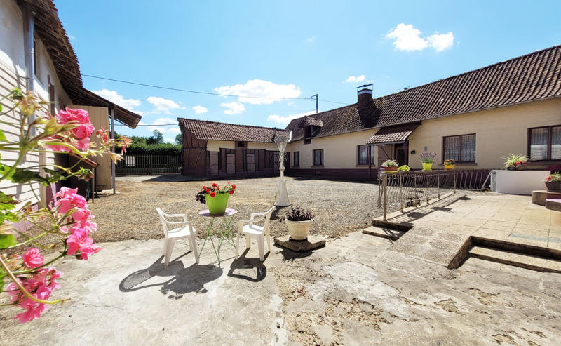 Maison - 376 m² - 15 pièces