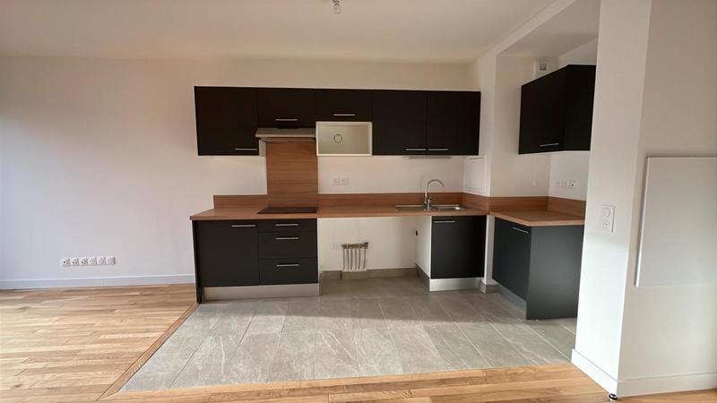 Appartement - 75 m² - 4 pièces