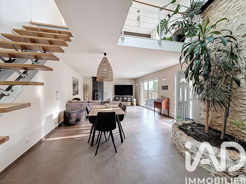 Maison - 153 m² - 6 pièces