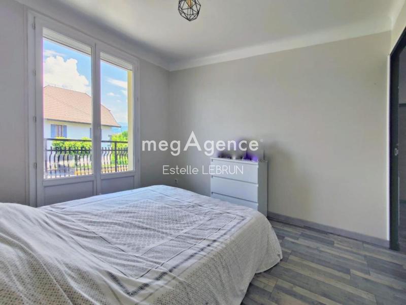 Appartement - 95 m² - 3 pièces