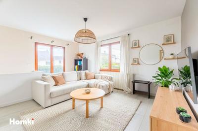 Maison - 85 m² - 4 pièces