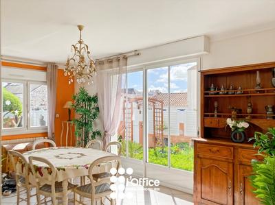 Maison - 187 m² - 6 pièces