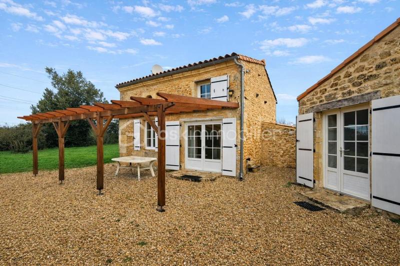 Maison - 292 m² - 14 pièces