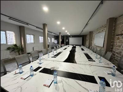 Local commercial - 2 000 m²