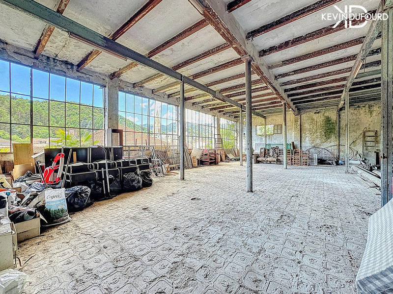 Immeuble - 200 m² - 10 pièces