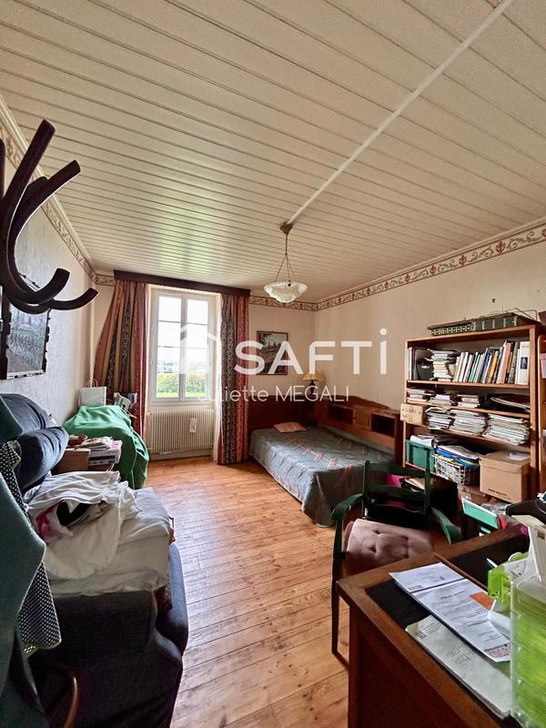 Maison - 140 m² - 5 pièces