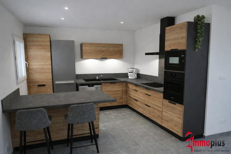 Maison - 85 m² - 4 pièces