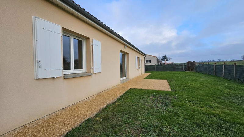 Maison - 92 m² - 4 pièces