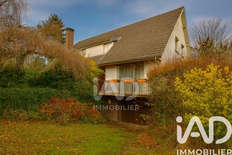 Maison - 223 m² - 8 pièces