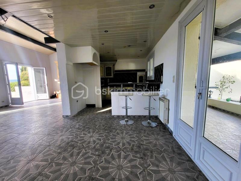 Villa - 157 m² - 6 pièces