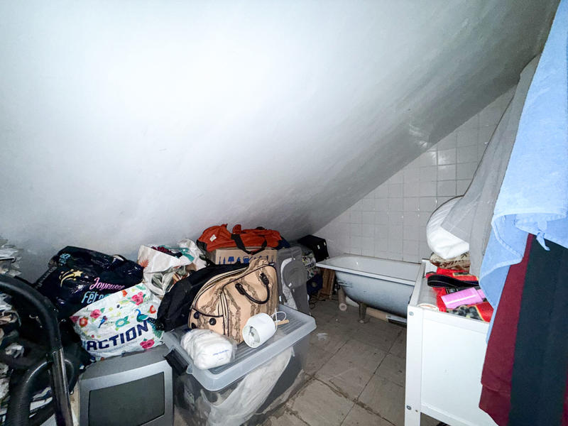 Maison - 145 m² - 7 pièces