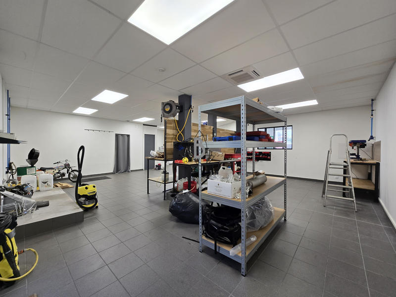 Local commercial - 198 m²