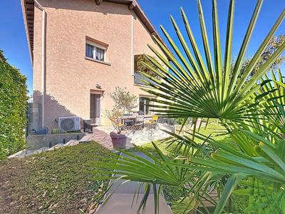 Appartement - 80 m² - 3 pièces